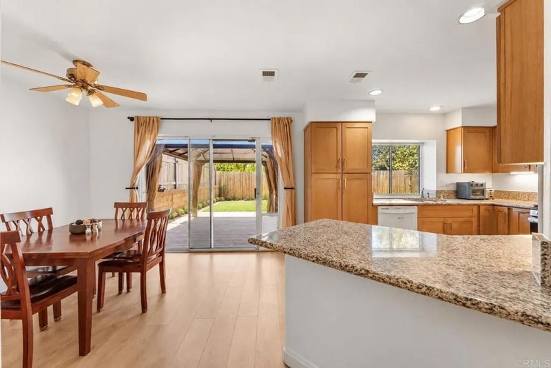 2382 Maravilla Way