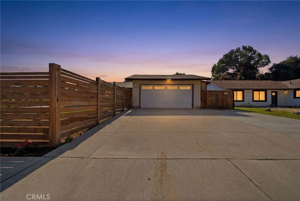1345 Pleasant Hill