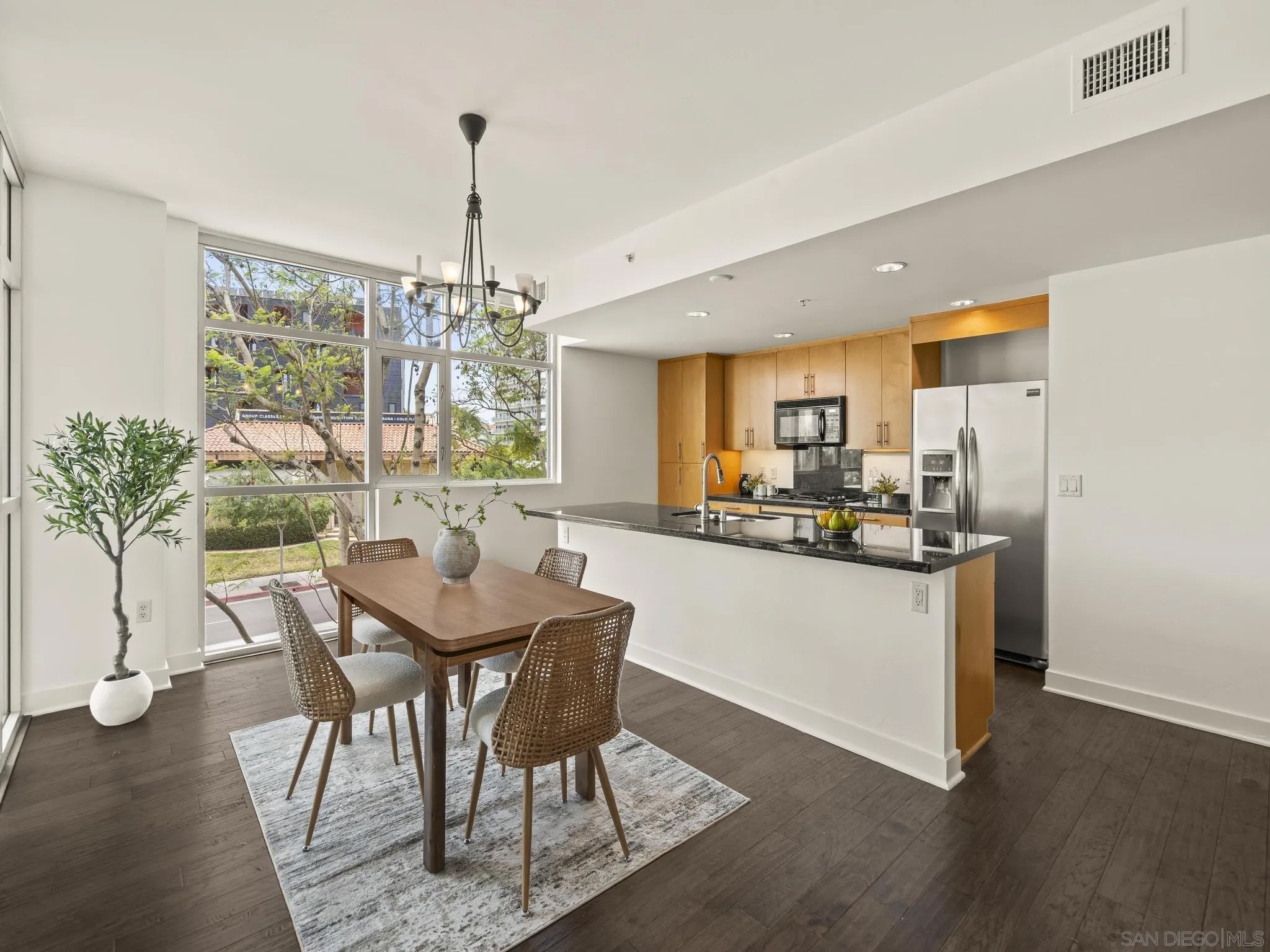 3812 Park 209