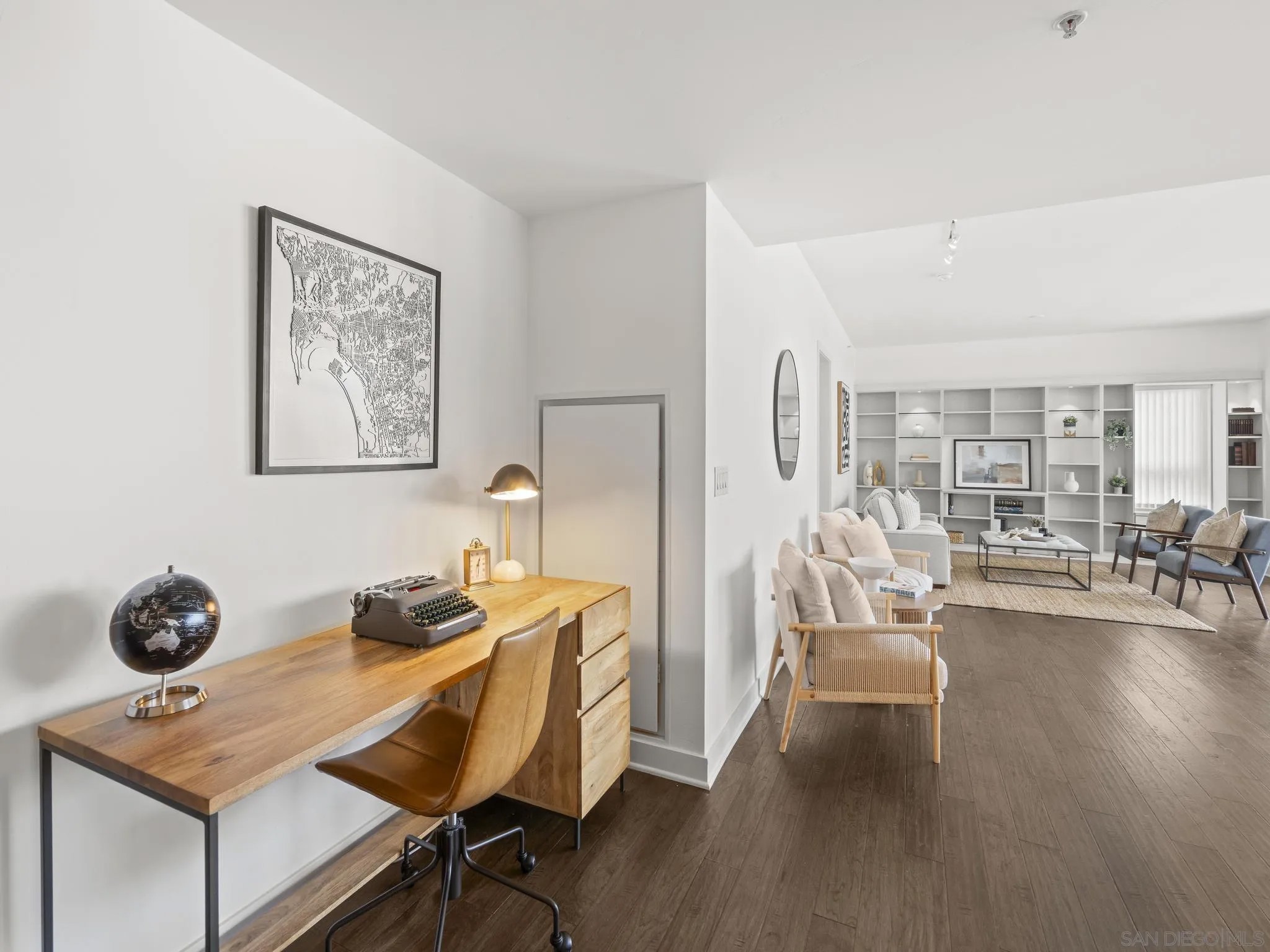 3812 Park 209