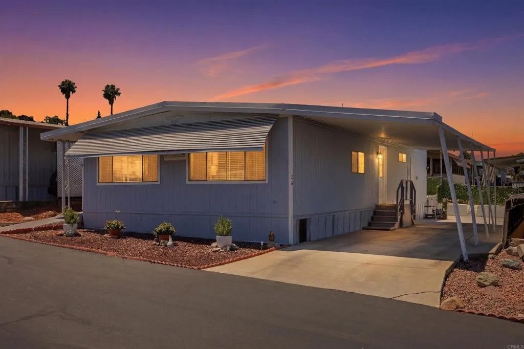 Photo of 718 Sycamore Ave #26, Vista, CA 92083 (MLS # PTP2605376)