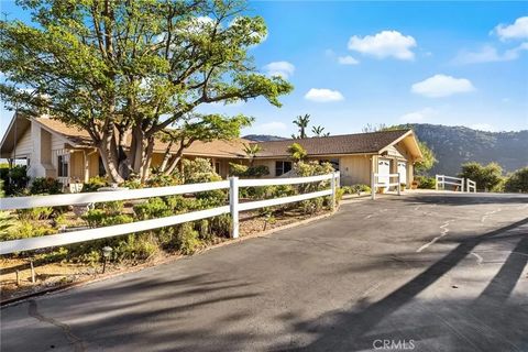 Photo of 27312 Cool Water Ranch, Valley Center, CA 92082 (MLS # SW25276267)