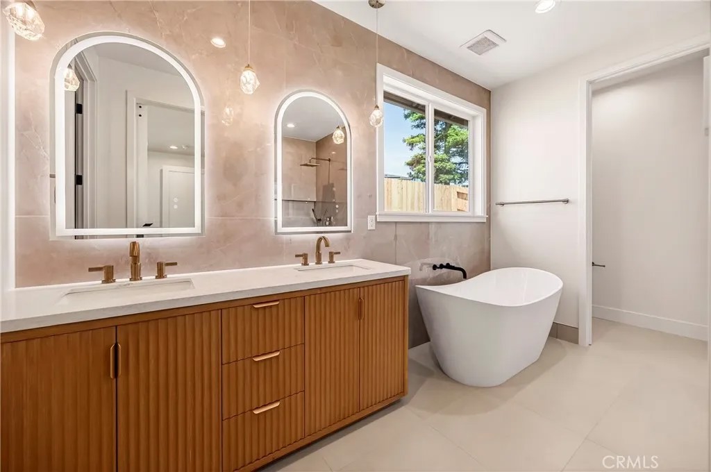 5871 Crestmoor Drive