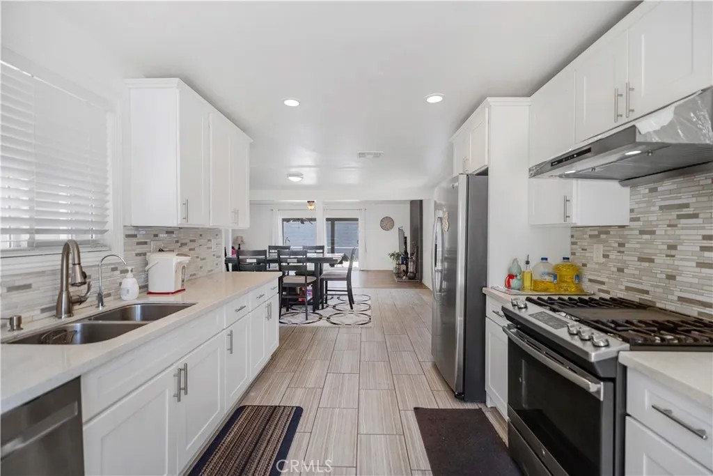 1322 W 6th Street
