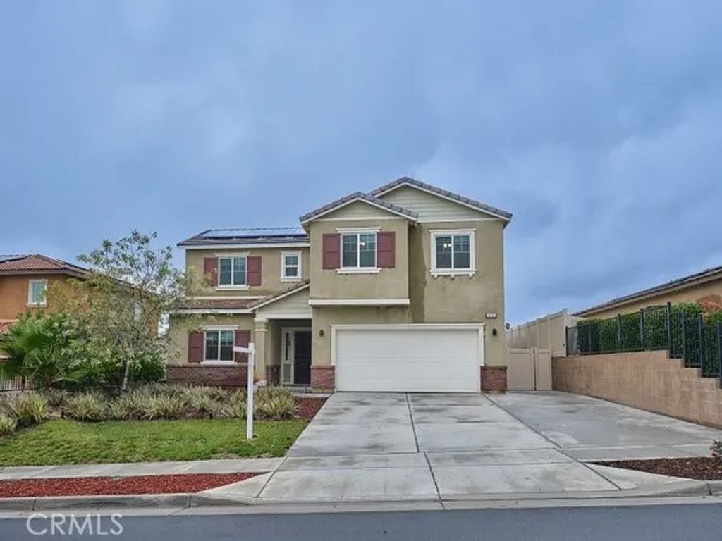 Photo of 272 Country Club, Calimesa, CA 92320 (MLS # IG26002517)