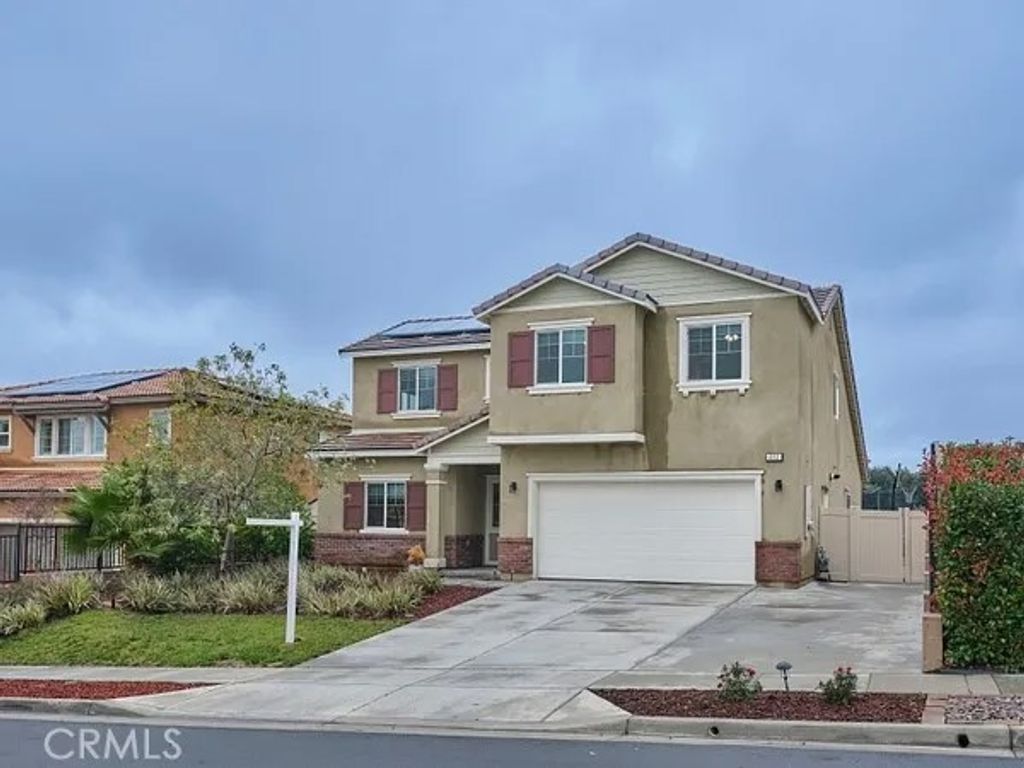 Photo of 272 Country Club, Calimesa, CA 92320 (MLS # IG26002517)