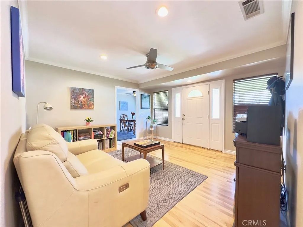Photo of 218 Princeton Avenue, Claremont, CA 91711 (MLS # CV26057756)