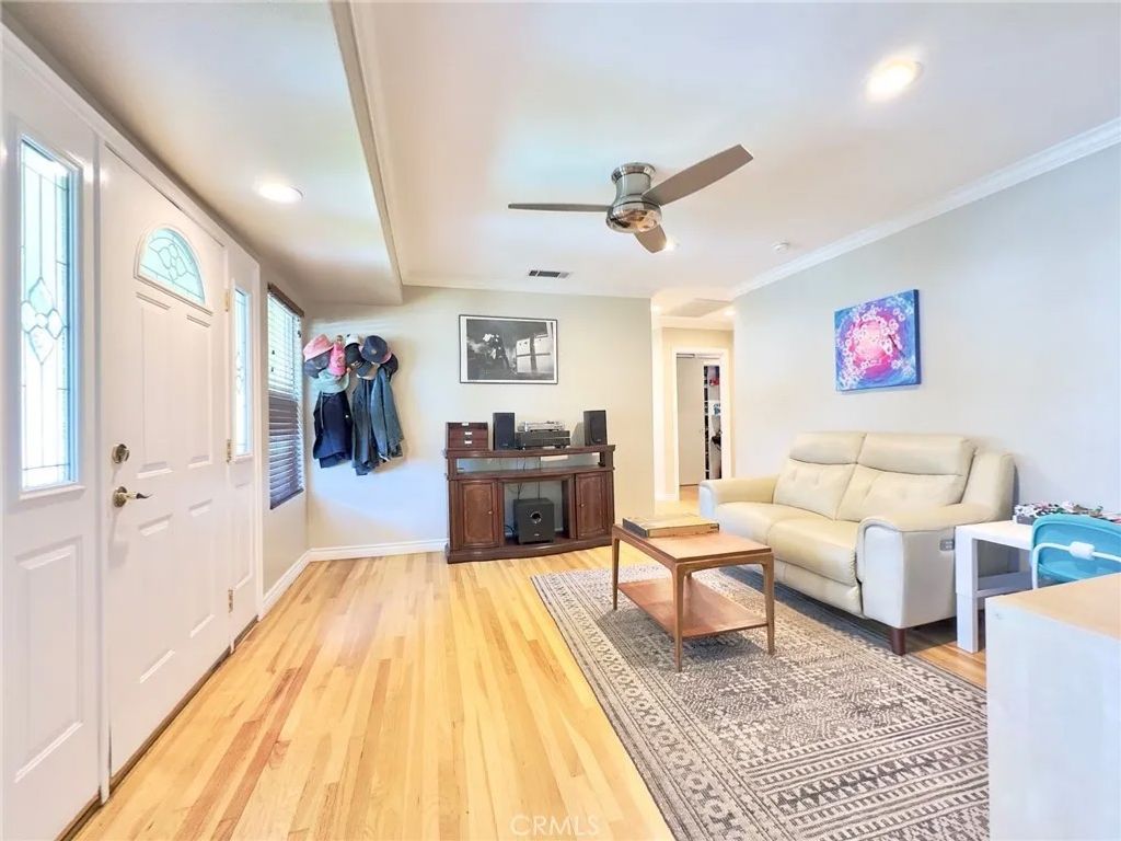 Photo of 218 Princeton Avenue, Claremont, CA 91711 (MLS # CV26057756)