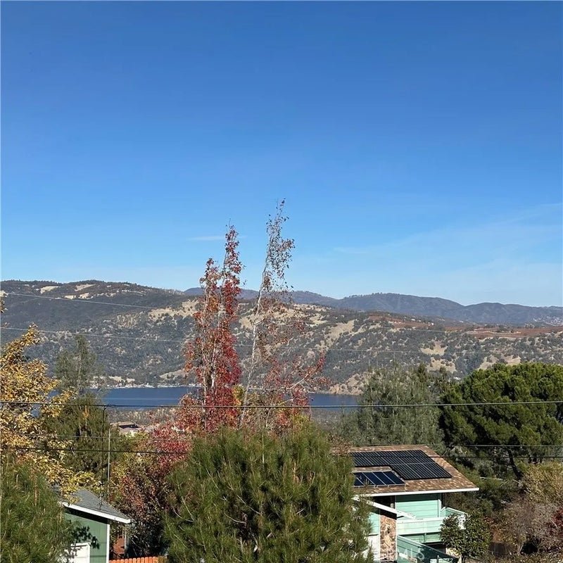 7826 Evergreen