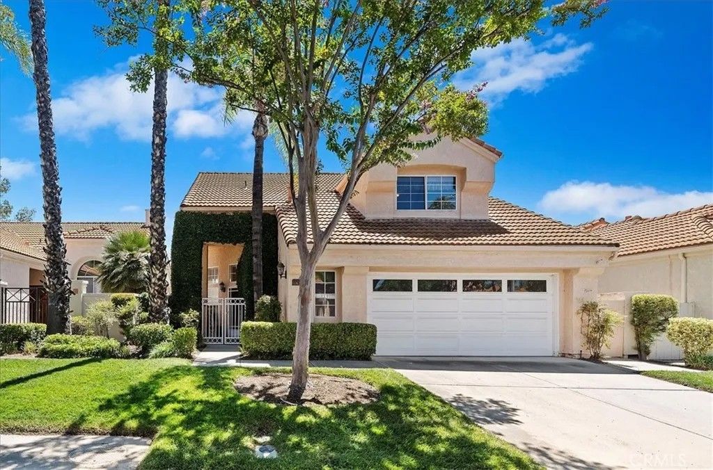 Photo of 24181 Via Prima Vera, Murrieta, CA 92562 (MLS # SW25177044)