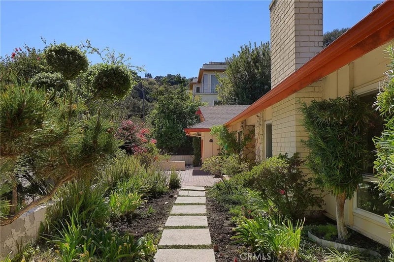 3433 Green Vista Drive