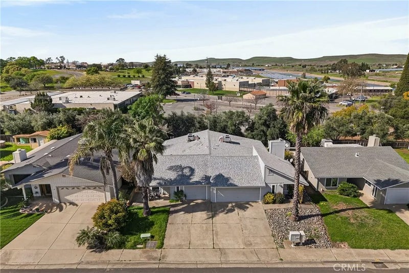 6 Orangewood Way