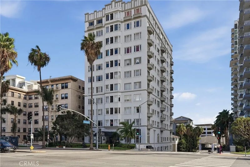 360 W OCEAN BLVD 407