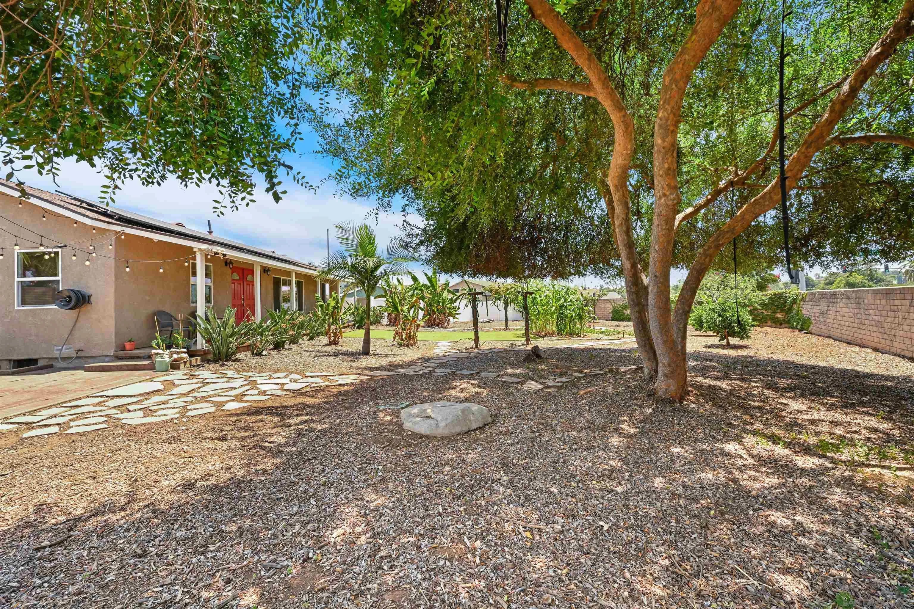 2124 Oak Hill Dr.