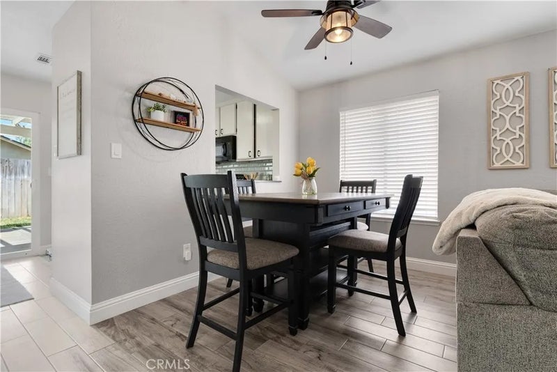 3927 Park View