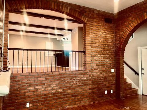 Tiny photo for 2425 Chandler Ave #4, Simi Valley, CA 90365 (MLS # AR25239673)