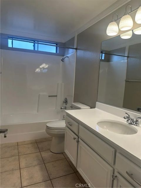 Tiny photo for 2425 Chandler Ave #4, Simi Valley, CA 90365 (MLS # AR25239673)