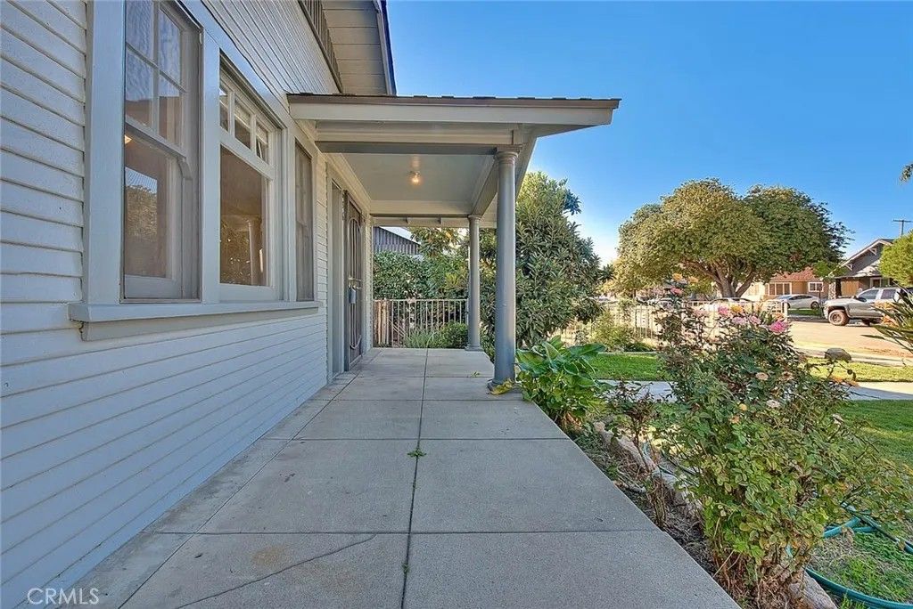 Photo of 656 E Columbia Ave, Pomona, CA 91767 (MLS # CV25245867)