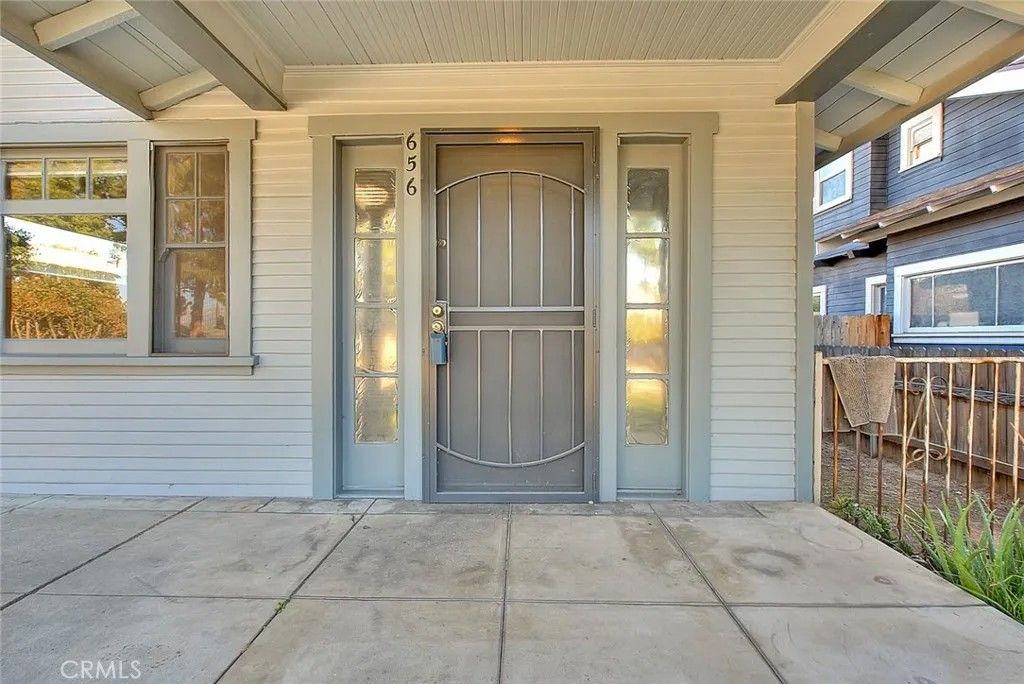 Photo of 656 E Columbia Ave, Pomona, CA 91767 (MLS # CV25245867)