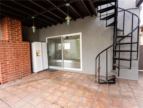 Tiny photo for 2007 W 180th Place Place, Torrance, CA 90504 (MLS # SB25215196)