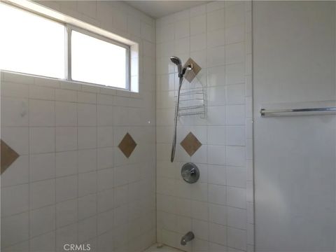 Tiny photo for 1021 Coulter Pine, Crestline, CA 92325 (MLS # IG25247361)