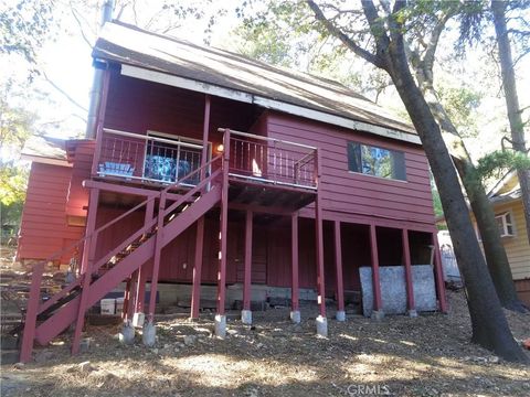 Tiny photo for 1021 Coulter Pine, Crestline, CA 92325 (MLS # IG25247361)