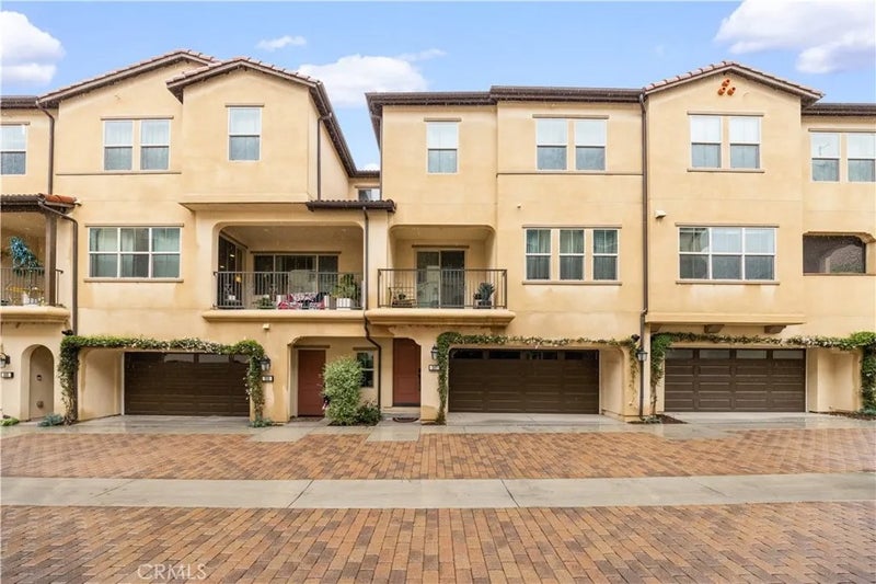 207 Winterbrook