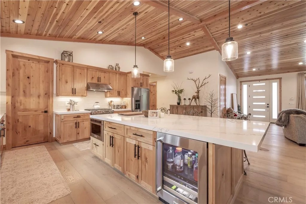 1635 Shenandoah Way