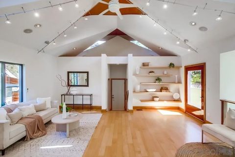 Tiny photo for 3566 Albatross St, San Diego, CA 92103 (MLS # 250022011)