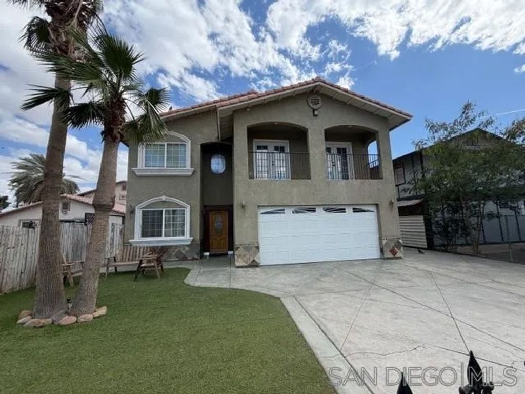 Photo of 920 E 4th St, Calexico, CA 92231 (MLS # 260009252)