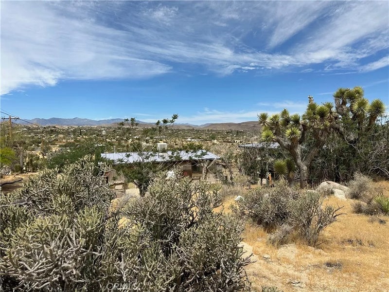 57672 Shepherd Lane