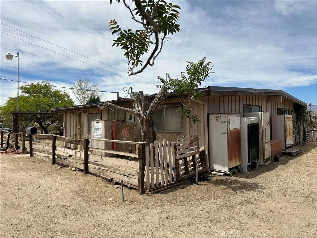 57672 Shepherd Lane