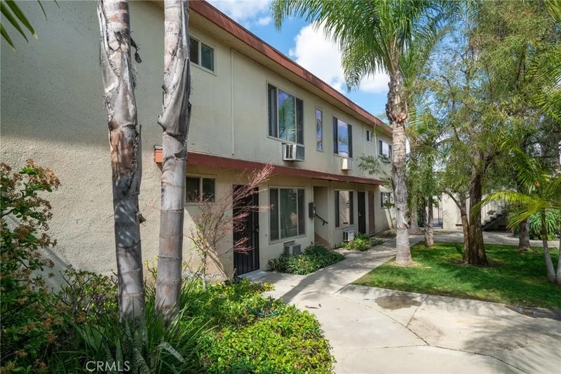 3509 W Del Monte Drive