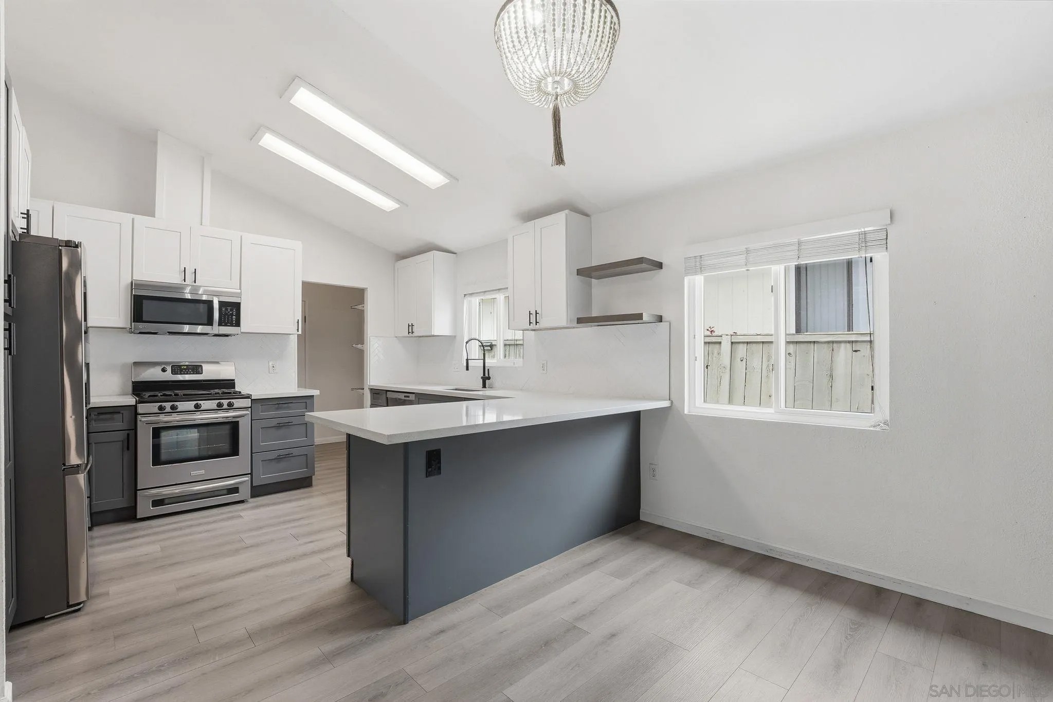 14955 Avenida Venusto 85