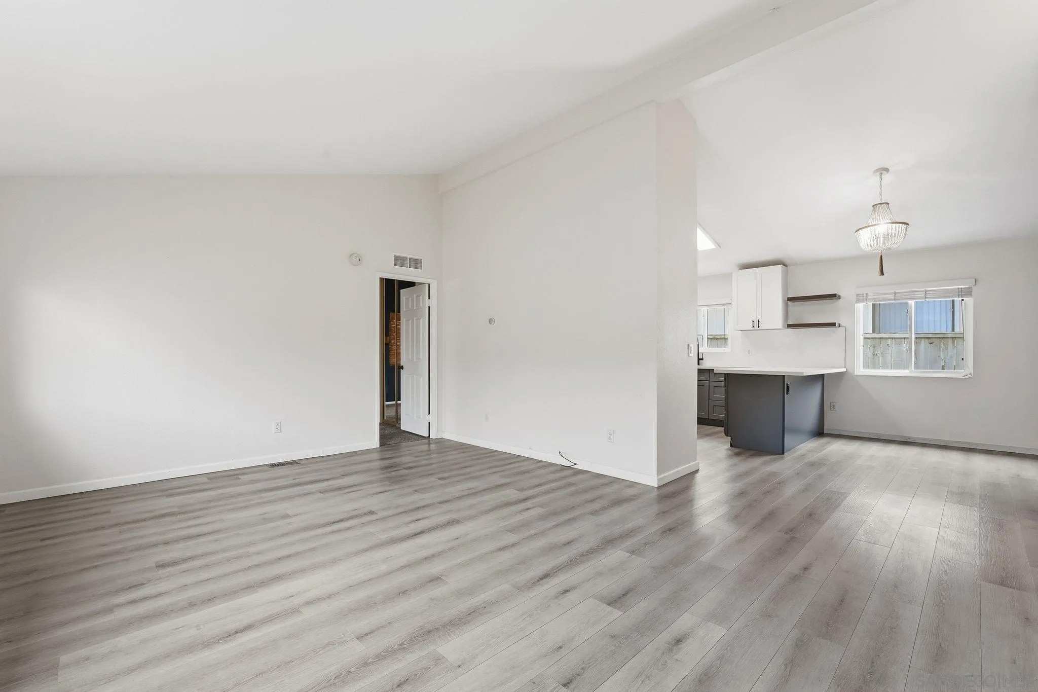 14955 Avenida Venusto 85