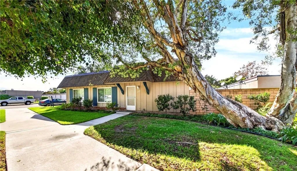 4139 Elizabeth Court