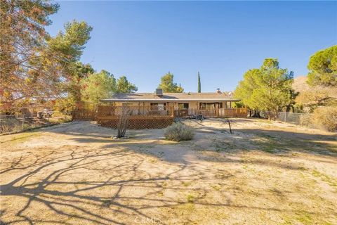 Tiny photo for 54940 Benecia Trl, Yucca Valley, CA 92284 (MLS # OC25275566)