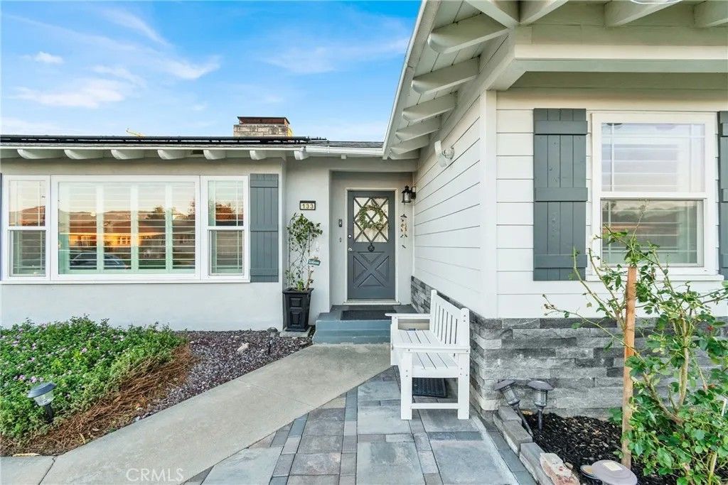 Photo of 133 E Van Koevering St, Rialto, CA 92376 (MLS # CV25282479)