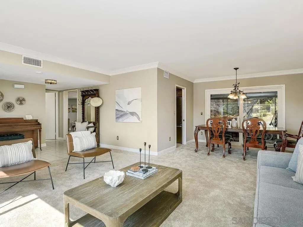 San Diego, California 92119, United States, 4 Bedrooms Bedrooms, ,3 BathroomsBathrooms,Residential,Active,196601