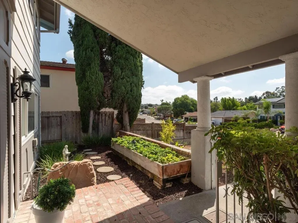 San Diego, California 92119, United States, 4 Bedrooms Bedrooms, ,3 BathroomsBathrooms,Residential,Active,196601