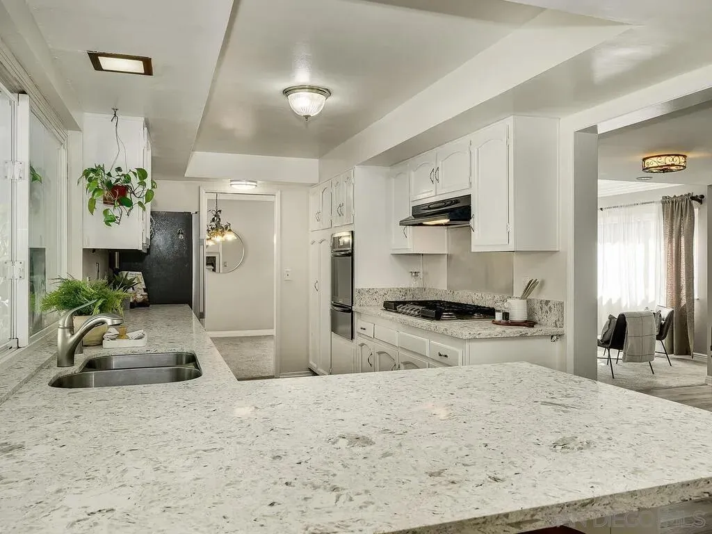 San Diego, California 92119, United States, 4 Bedrooms Bedrooms, ,3 BathroomsBathrooms,Residential,Active,196601