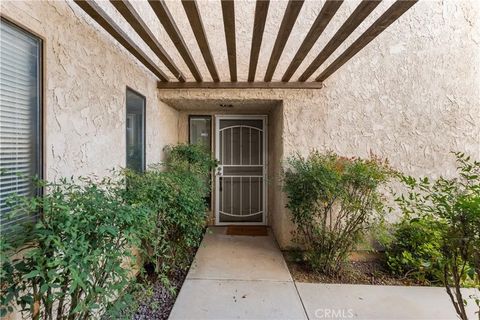 Photo of 422 W Avenue J5 #32, Lancaster, CA 93534 (MLS # SR26085636)