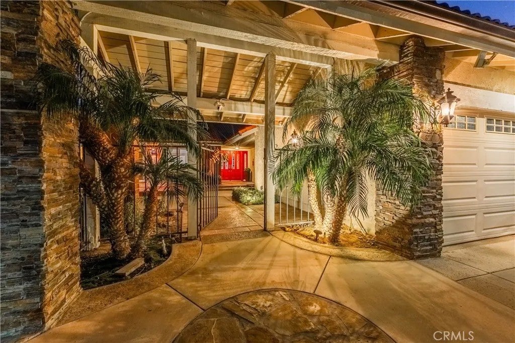 8217 Lindante Drive