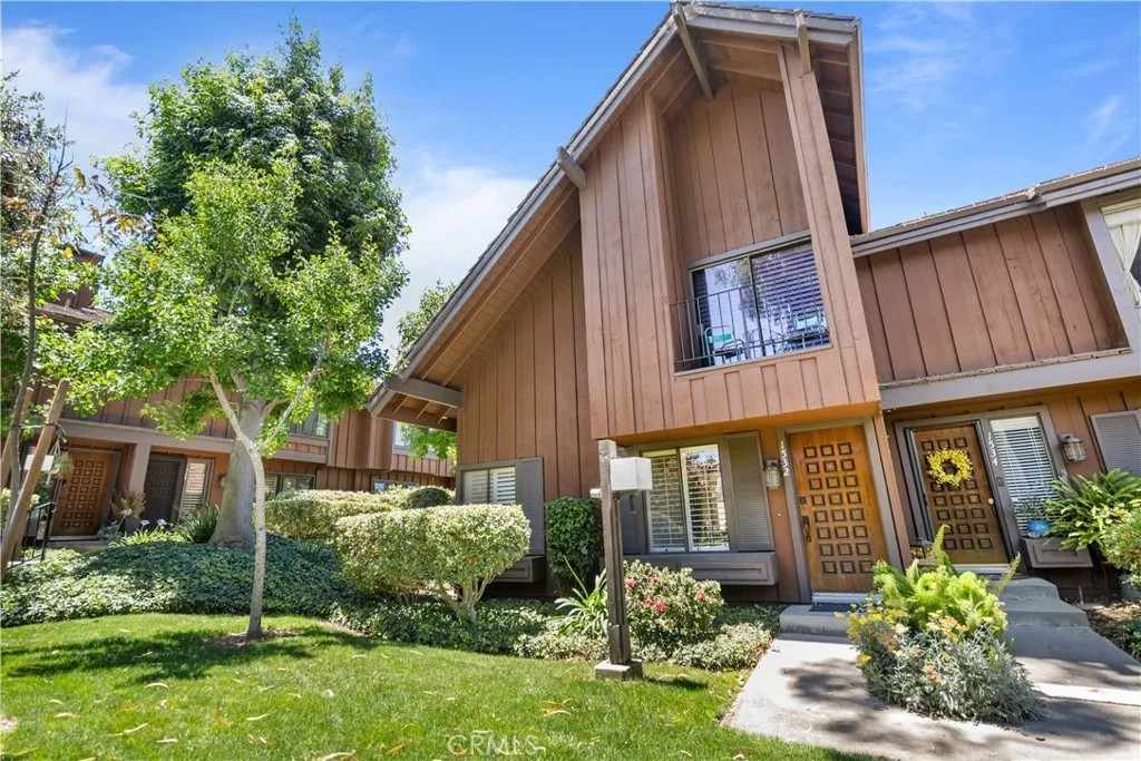 1532 Stonewood Ct
