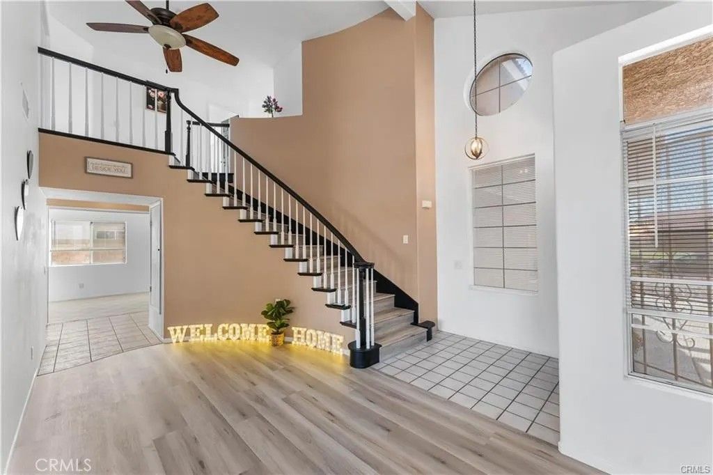 Photo of 39566 Dunbar St, Palmdale, CA 93551 (MLS # SR25266725)