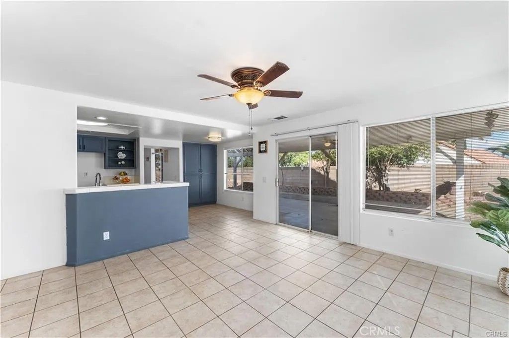 Photo of 39566 Dunbar St, Palmdale, CA 93551 (MLS # SR25266725)