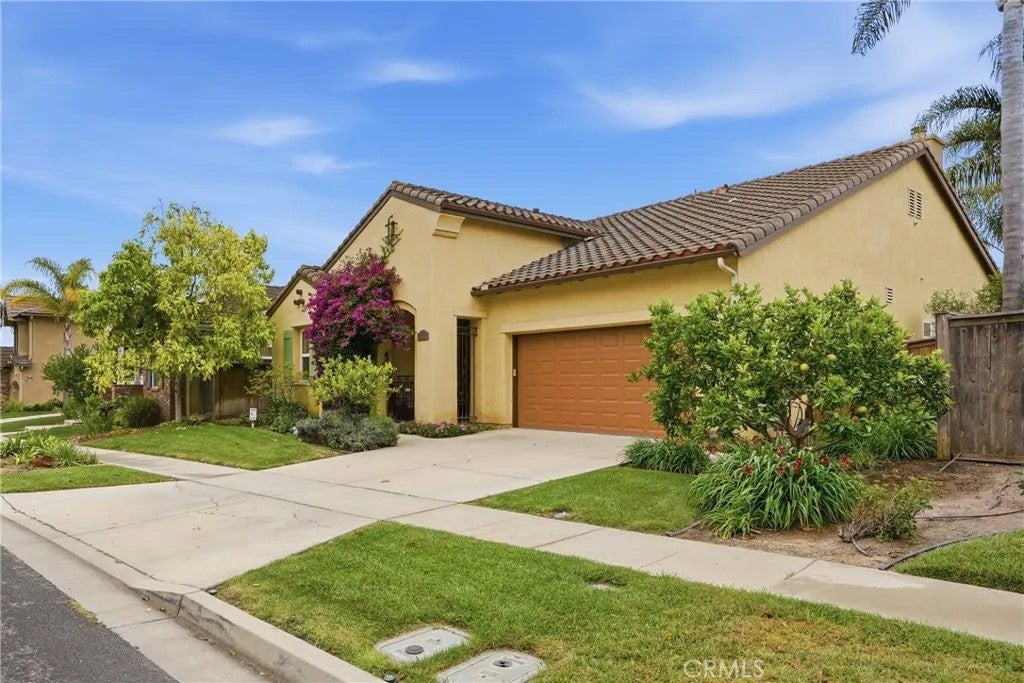 2707 Heredia Lane