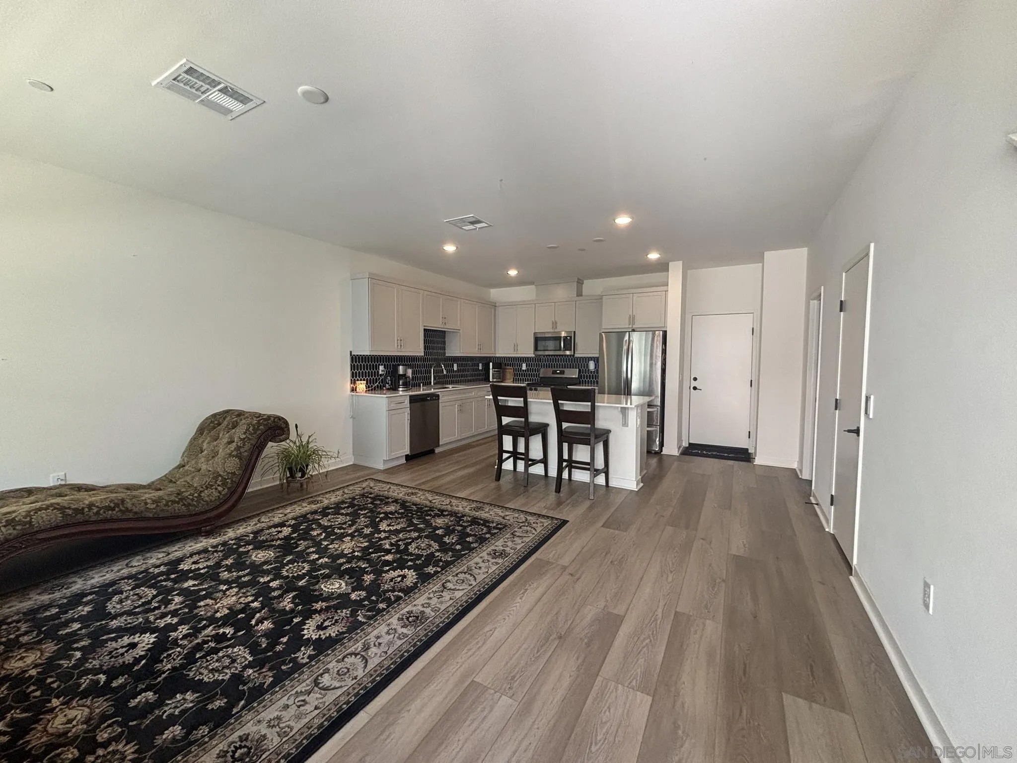 312 Zest Lane