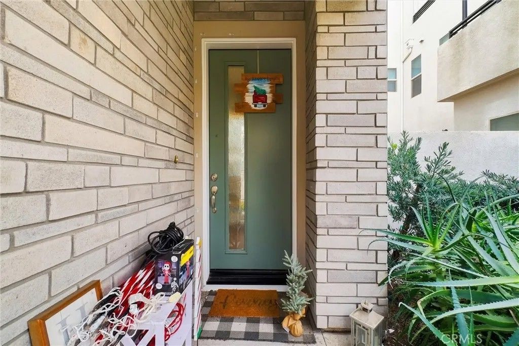 Photo of 155 Spectacle, Irvine, CA 92618 (MLS # NP26015801)