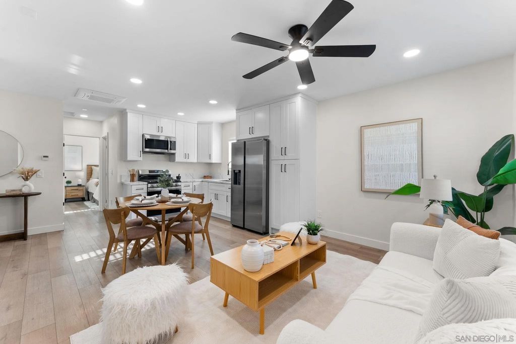 Photo of 689 Crested Butte St, Chula Vista, CA 91911 (MLS # 260001470)